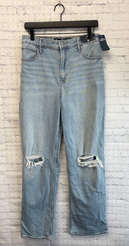 Size 9 Ladies Denim Hollister Jeans