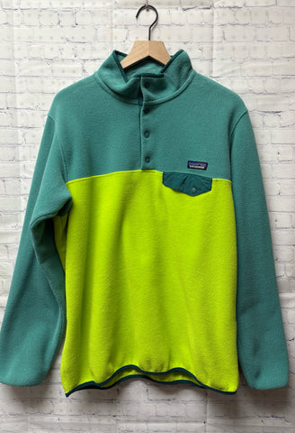 Size XL Ladies Blue Patagonia Pullover